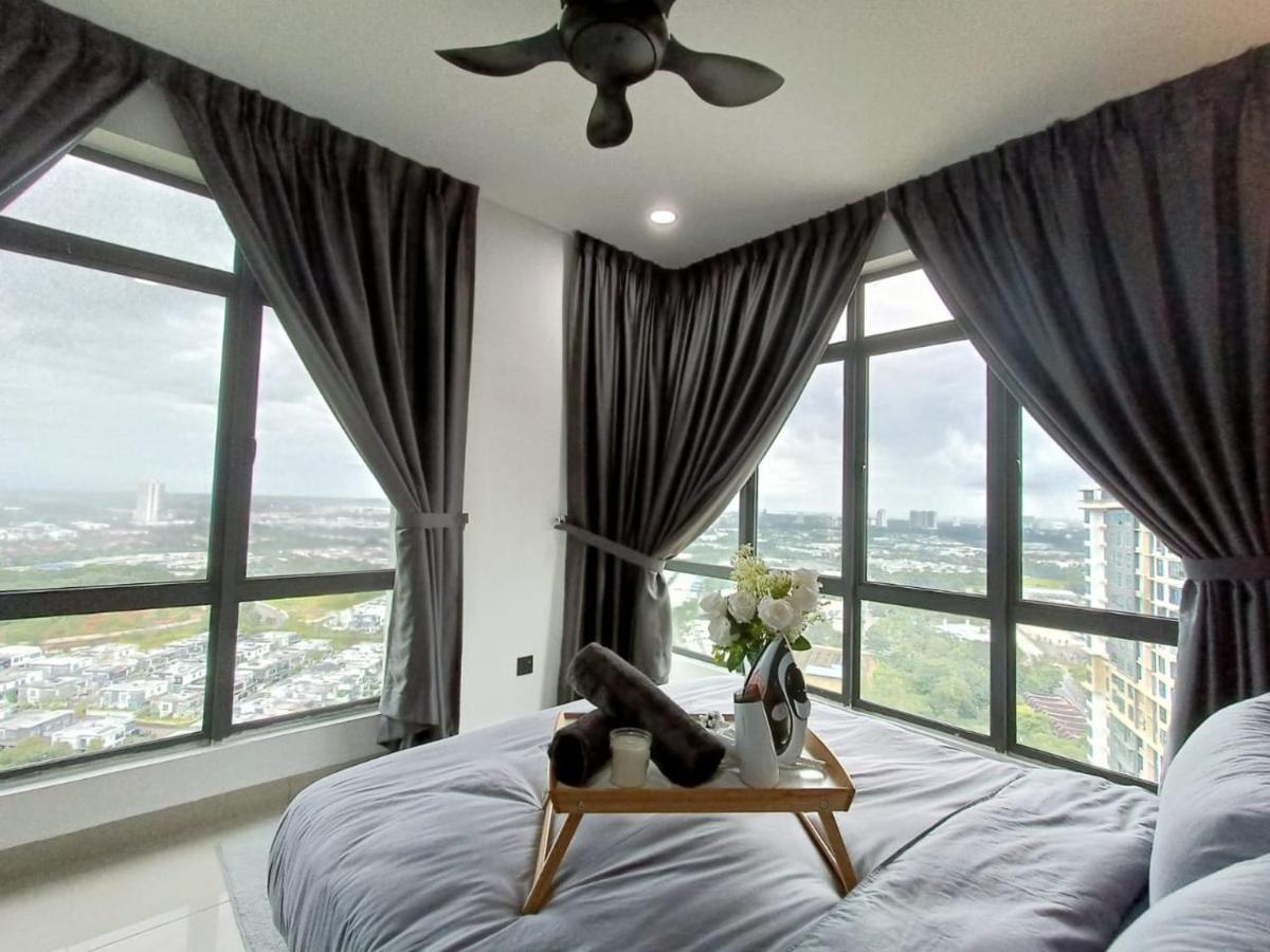 Апартаменты Arc Austin Hills Residensi By Antlerzone Джохор-Бару Экстерьер фото