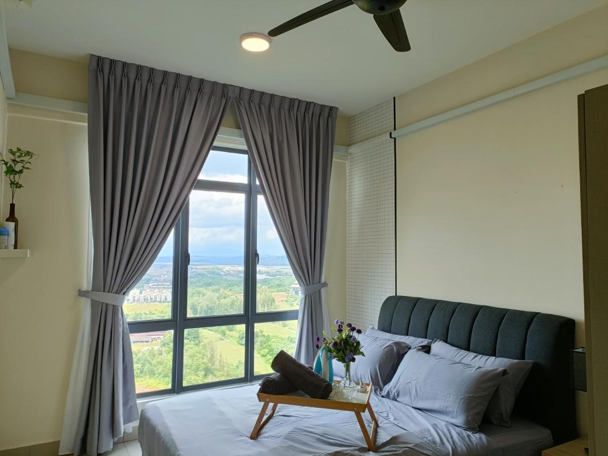 Апартаменты Arc Austin Hills Residensi By Antlerzone Джохор-Бару Экстерьер фото
