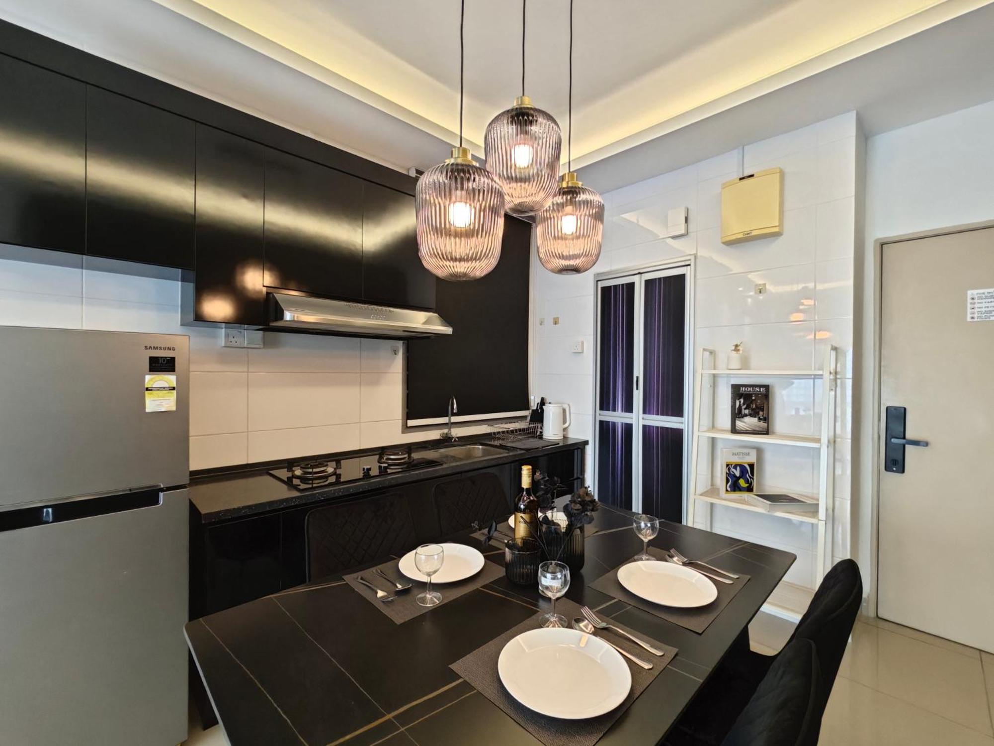 Апартаменты Arc Austin Hills Residensi By Antlerzone Джохор-Бару Экстерьер фото